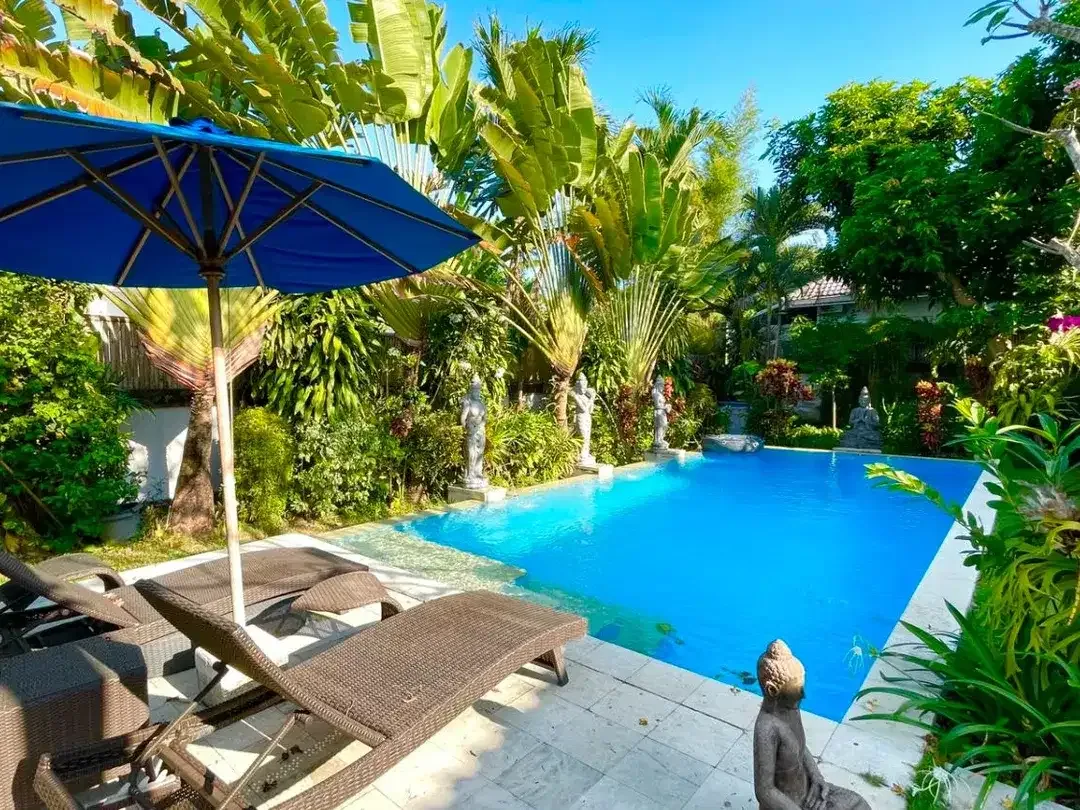 TROPICAL LUXURY VILLA IN UMALAS KEROBOKAN - Image 2 of 10