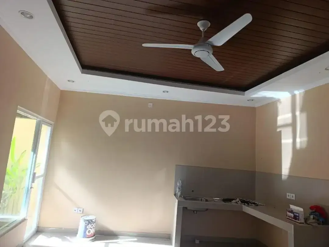 Disewakan Rumah Baru Dibangun 2 Kamar Tidur 3 Kamar Mandi - Image 2 of 5