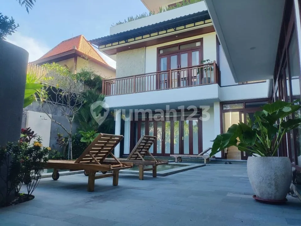 Luxury 5 Bedrooms Villa In Pererenan, Only 15 Mins To Canggu - Image 2 of 4