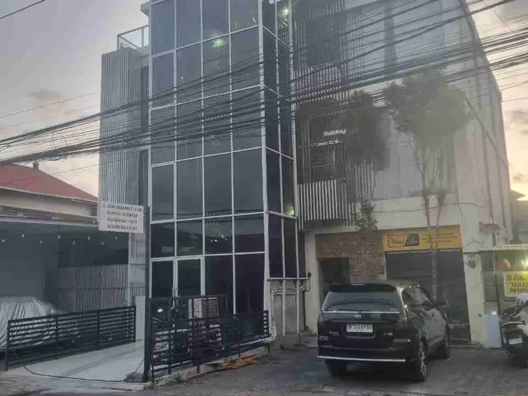 Dijual Ruko Lnt 4 di Jln Saraswati Seminyak Kuta Bali - Image 4 of 5
