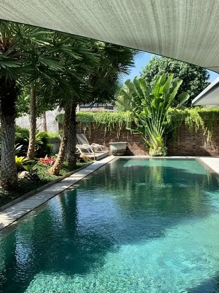 FOR SALE MODERN VILLA IN CANGGU BERAWA - Image 1 of 10