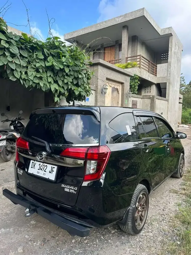 Daihatsu Sigra 2022 Bensin - Image 8 of 10