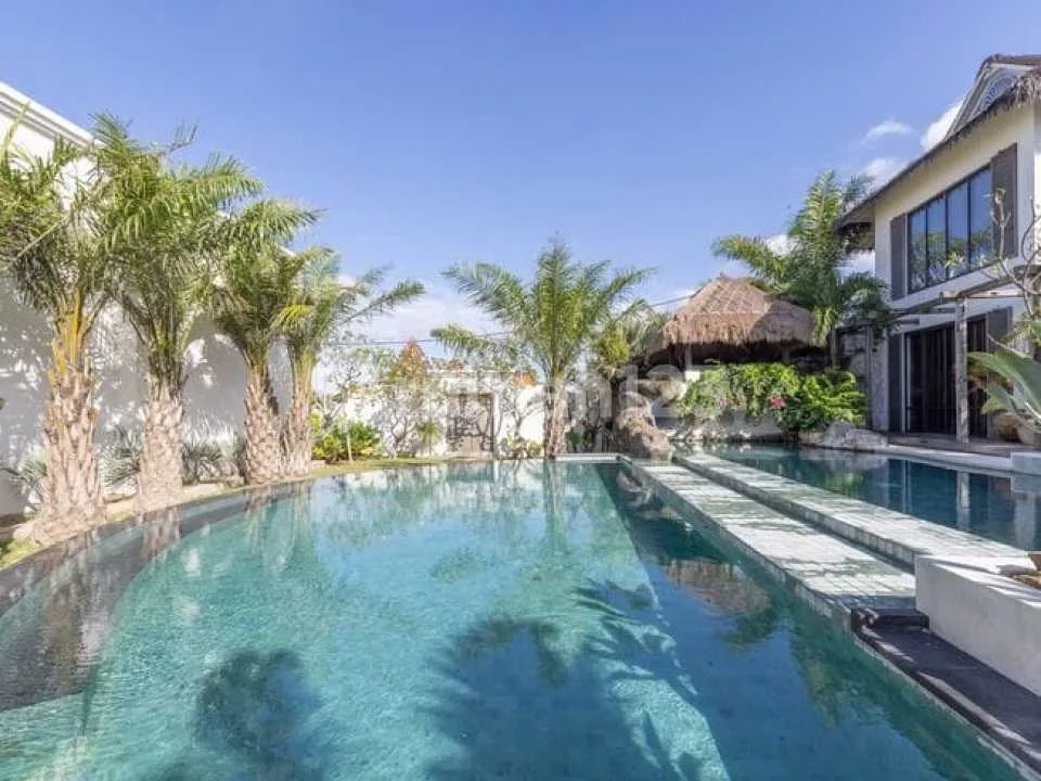 Luxury Villa Pantai Seseh Canggu 6Kamar 1563M2 - Image 4 of 4