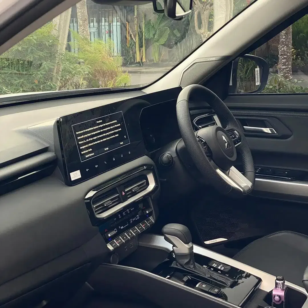 Mitsubishi Destinator Ultimate Premium 1.5 AT - 2025 - Image 8 of 10