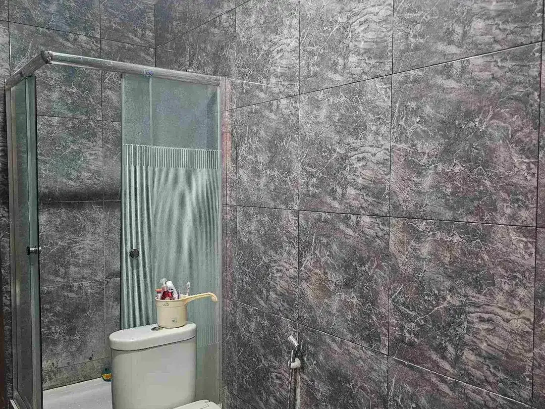 Jual Cepat! Modern House dalam Lingkungan Ekslusif Expat di Area Kerobokan Kuta - Image 10 of 10