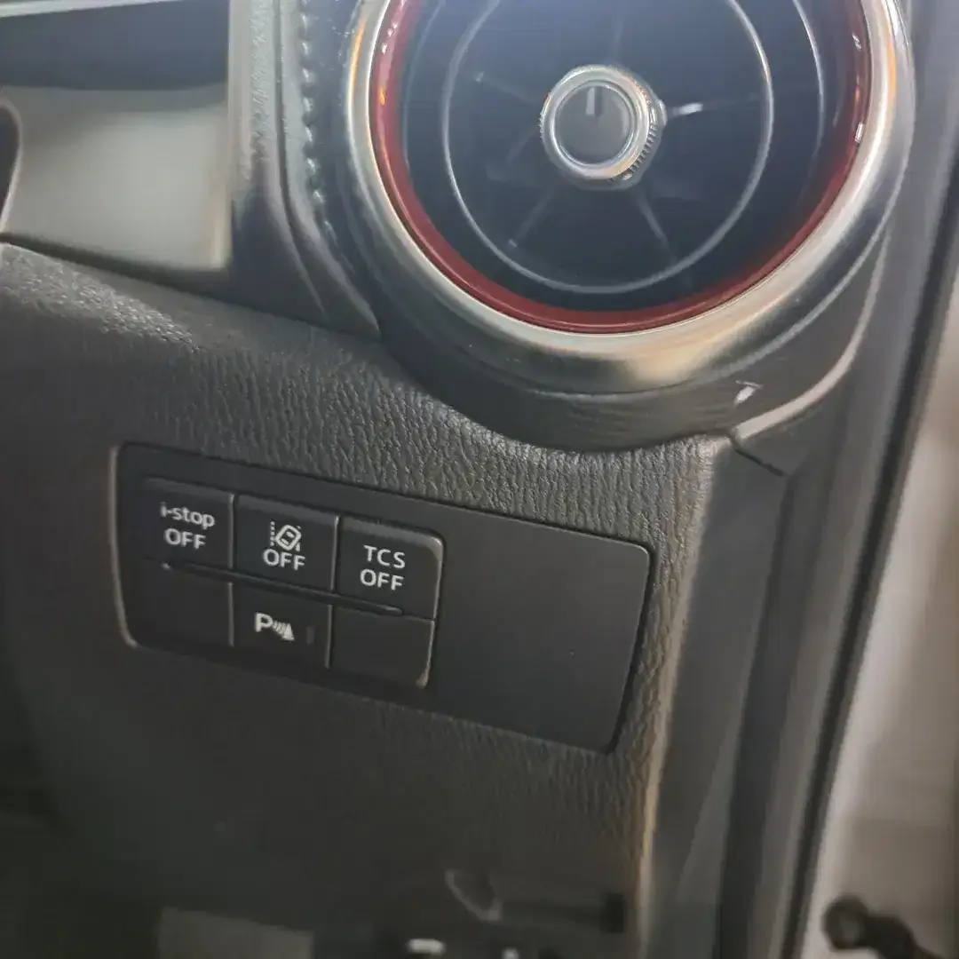(Km 2rb) Mazda cx3 2025 pakai 2026 - Image 8 of 10