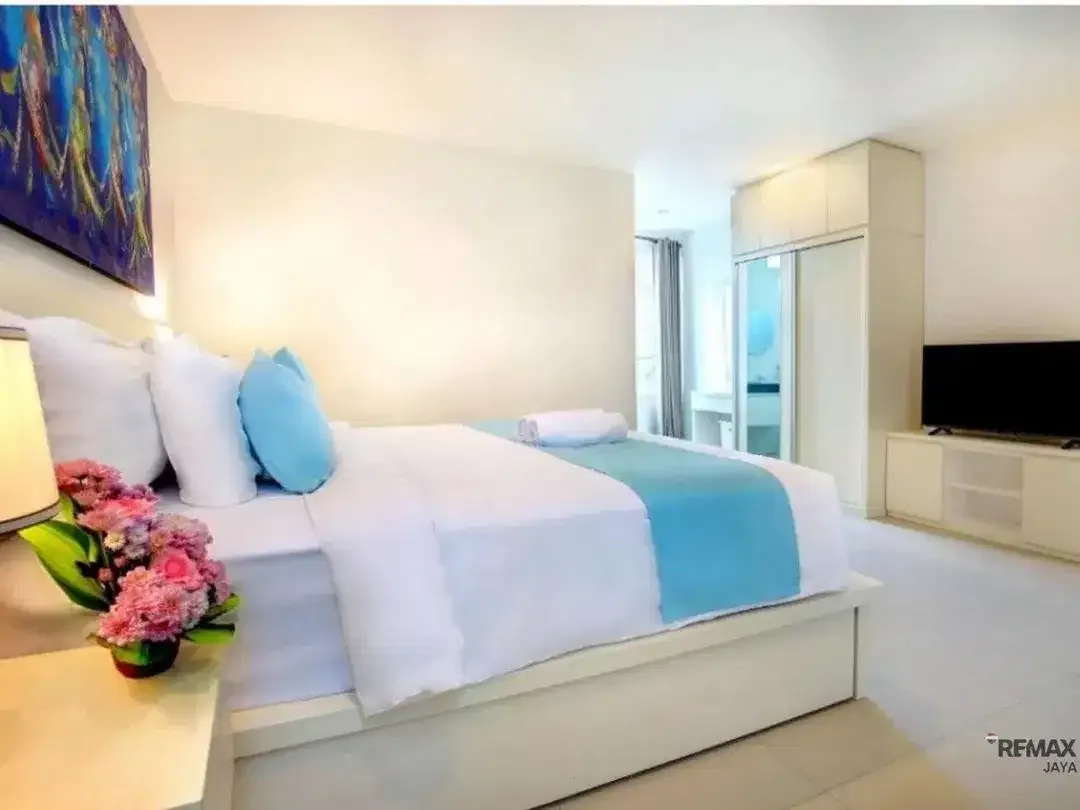 Modern Villa with Private Poll For Rent, Canggu area - Image 4 of 8