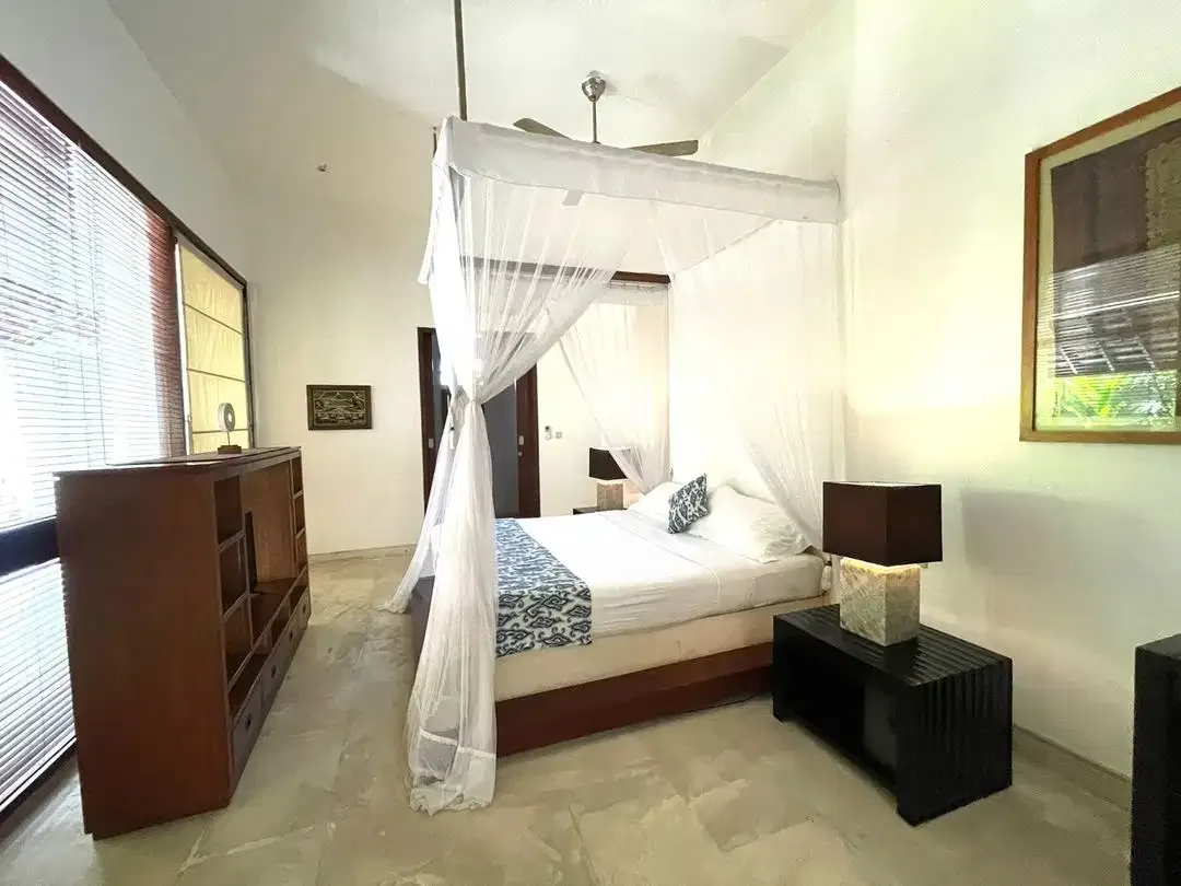 Villa Luxury Batu belig Seminyak canggu - Image 5 of 10