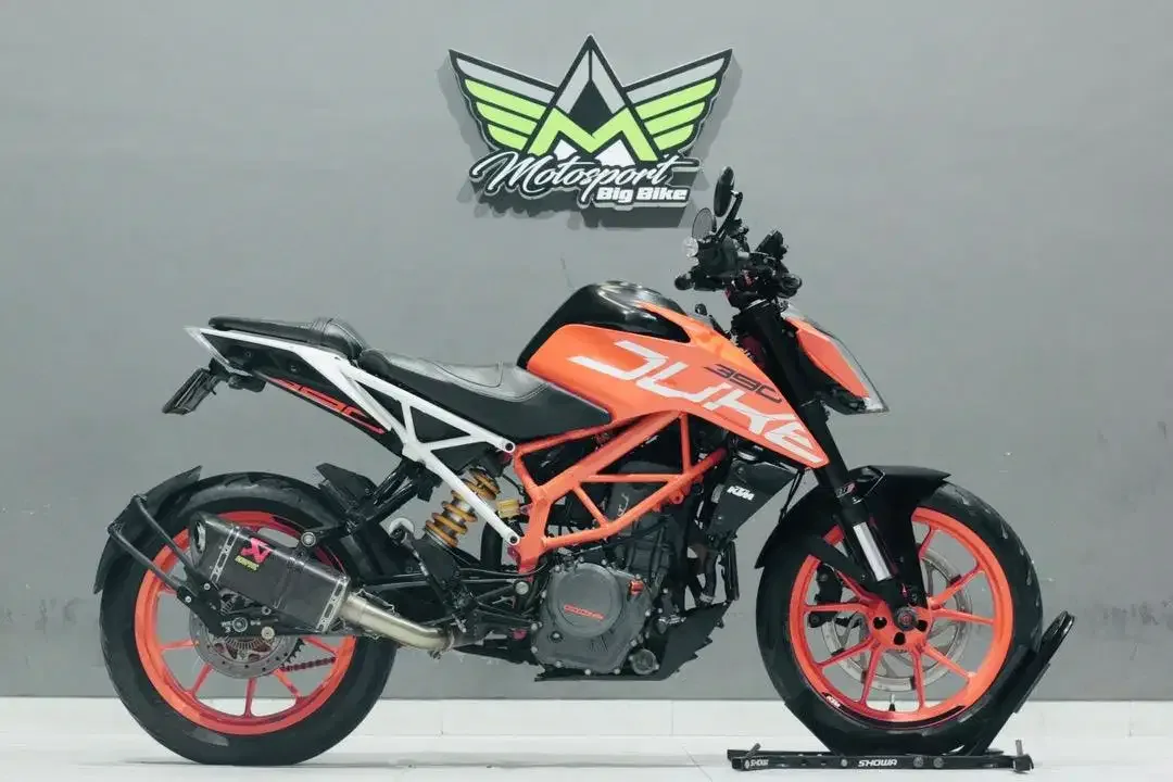 KTM Duke 390 ABS mulus mesin sehat unit siap pakai aja bro - Image 1 of 4