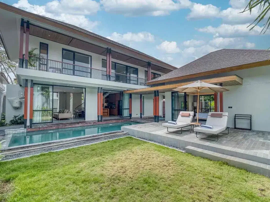 Eksklusive Villa di Jimbaran Hijau sangat strategis untuk investasi - Image 1 of 10