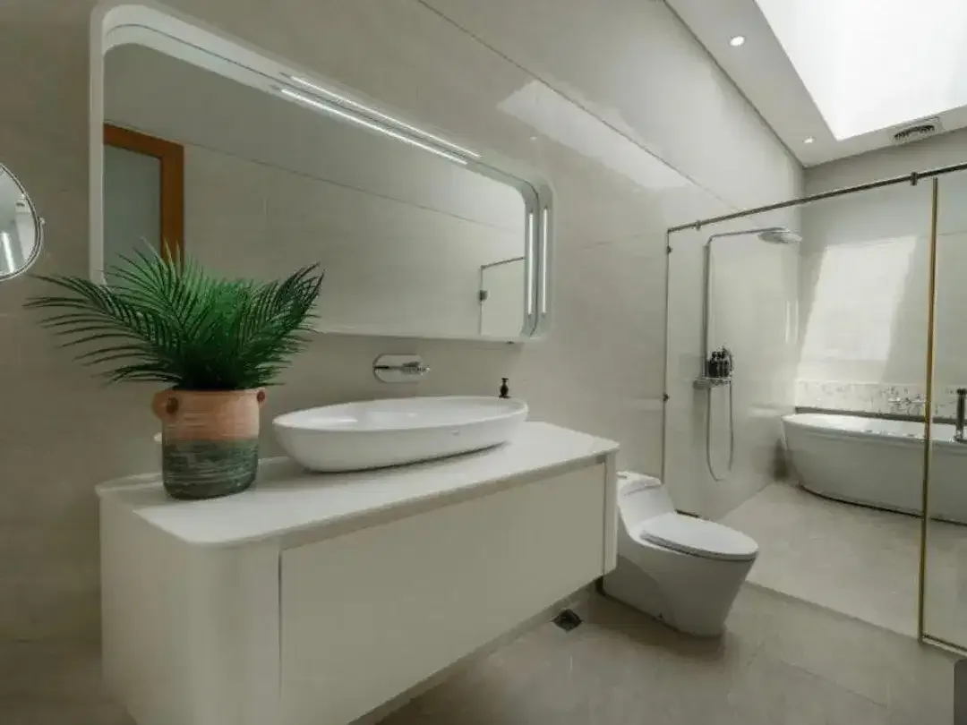 Villa 3 Kamar dengan Private Pool dan Jacuzzi Dekat Double Six Beach - Image 7 of 9