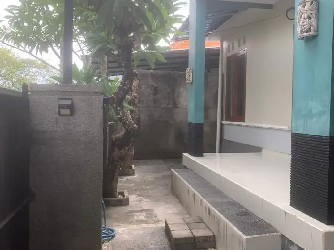 Disewakan Rumah di Perum Kori Nuansa Jimbaran - Image 2 of 10