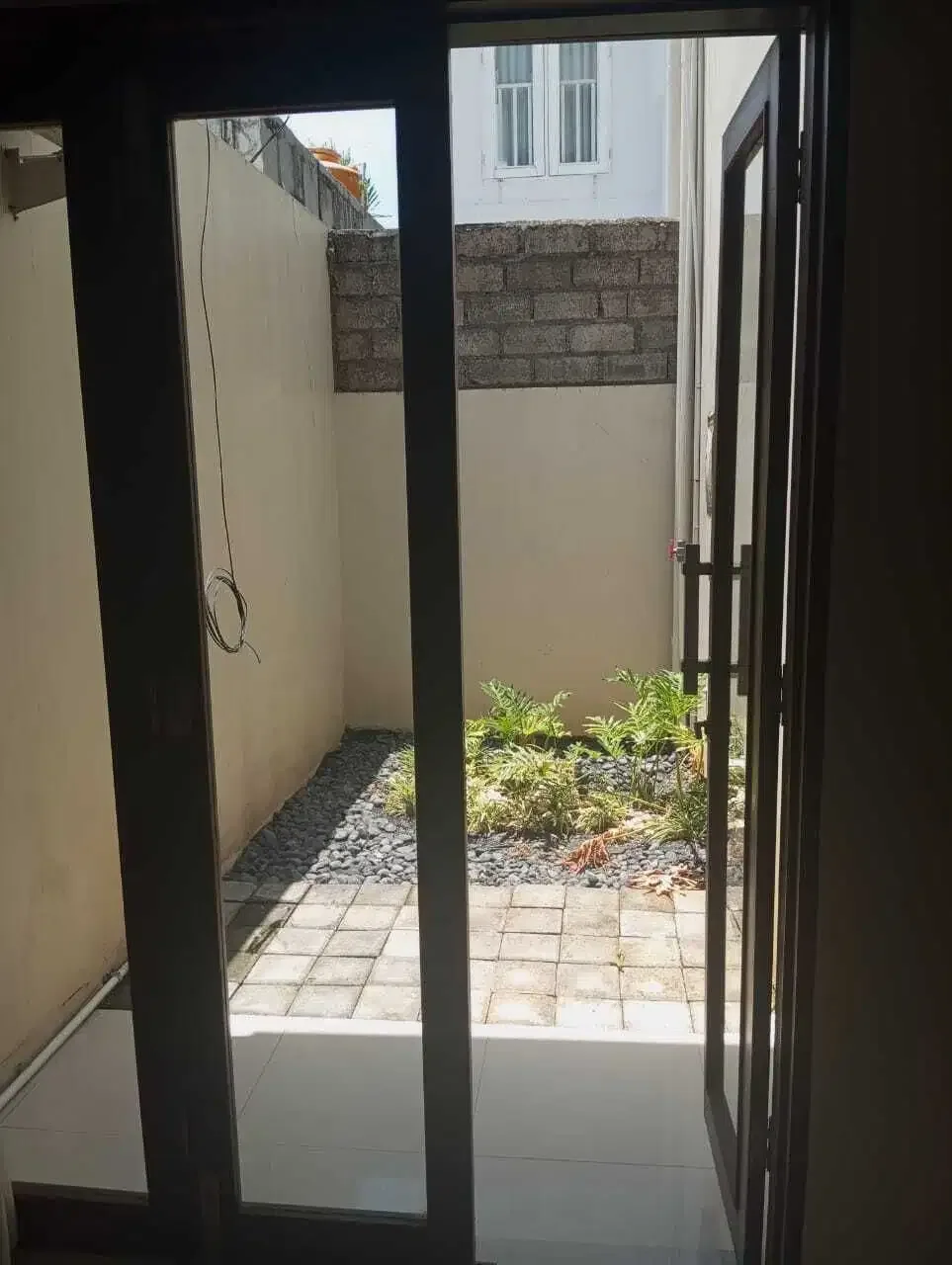 FOR RENT VILLA PRIVAT POOL ONE GATE KAWASAN VILLA DI SEMINYAK - Image 8 of 10