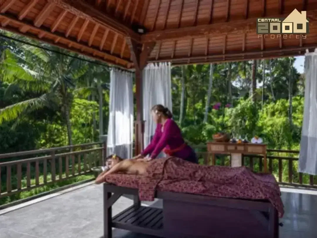 Boutique Hotel with Jungle Views for Sale – Ubud - Image 8 of 10
