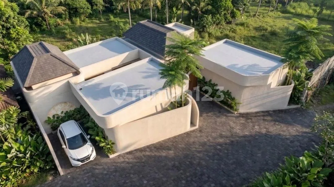 Dijual Villa di Kawasan Expat Dekat Pantai Melasti,Beach Club - Image 2 of 4