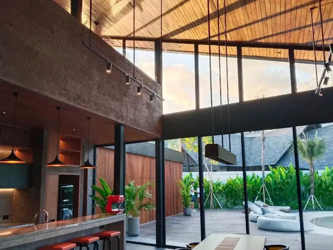 Brand New Luxury Villa in Batu Bolong Canggu - Image 7 of 10