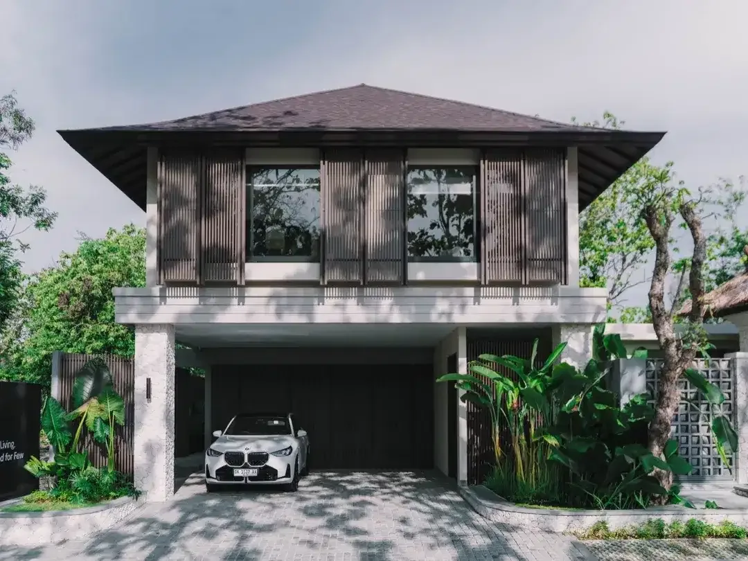 VILLA EKSKLUSIF DI LINGKUNGAN JIMBARAN YANG TENANG - Image 7 of 10