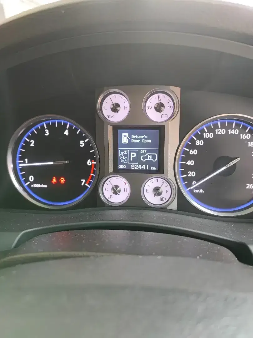 Lexus LX570 2008 bagus - Image 6 of 7