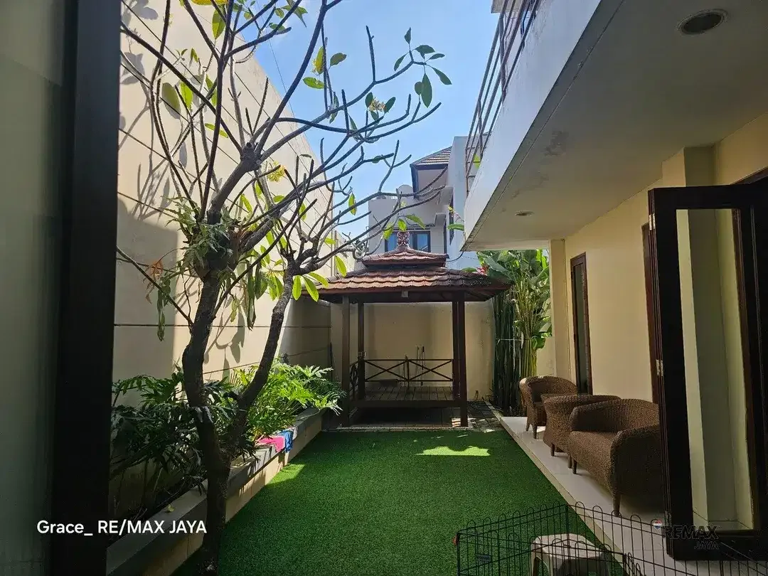 Premium Living Konsep Villa di Komplek Ekslusif Dijual, di Kuta - Image 10 of 10