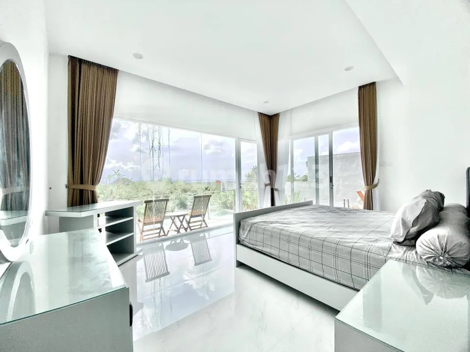 Villa Puri Gading View Laut dan Gunung Dekat Pantai di Ungasan - Image 1 of 4