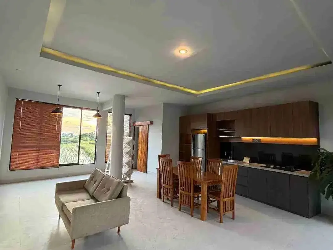 Rent Villa Br Gress 260m2 Ada Rooftop View Sawah Furnish Tumbak Bayuh - Image 7 of 10