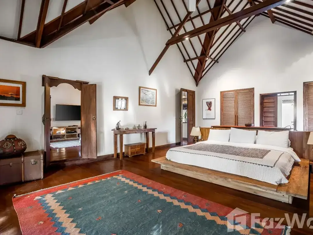 4 Bedroom Villa for sale in Kerobokan, Bali - Image 10 of 10