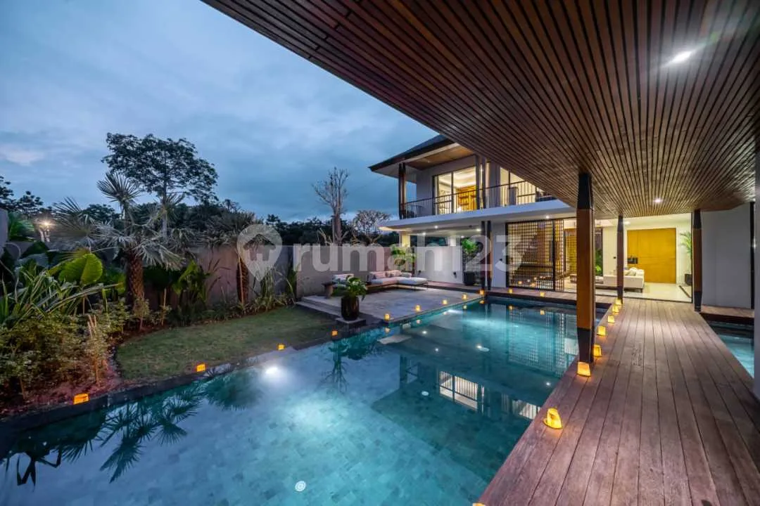 Villa Mewah Prime Location Jimbaran Balibali - Image 1 of 4
