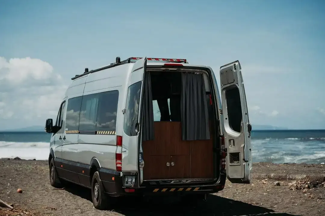 Mercy sprinter 2014 modif campervan - Image 3 of 9