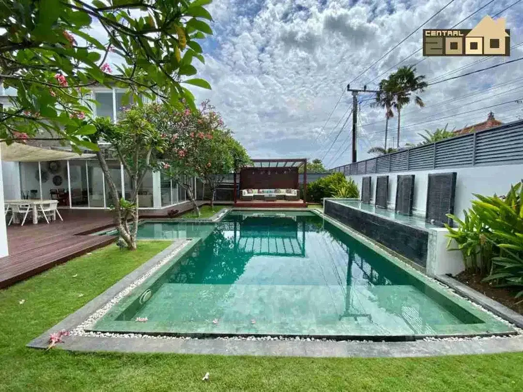 Dijual Villa Eksklusif Umalas, Kolam Renang Pribadi & Security 24 Jam - Image 10 of 10