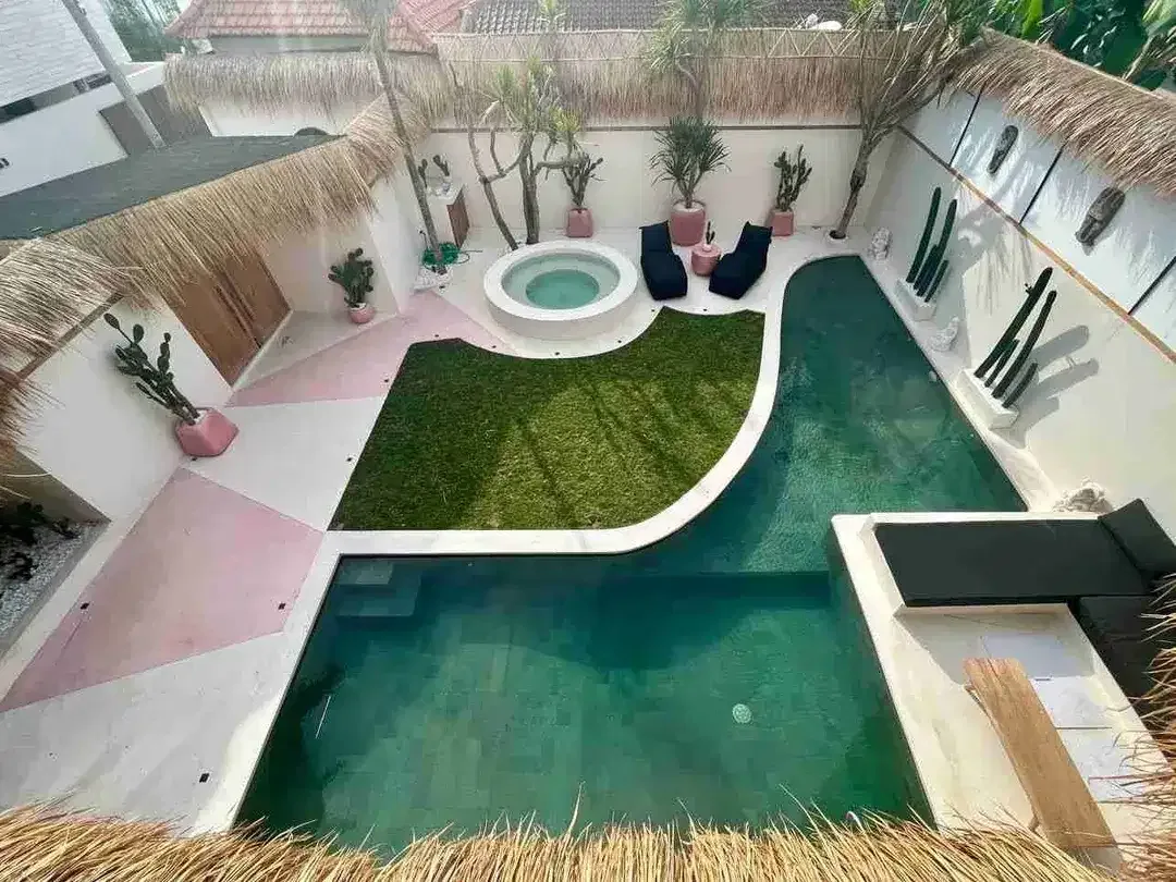 3 BEDROOMS VILLA WITH JACUSI IN BERAWA FOR MONTHLY AND YEARLY RENT - Image 3 of 10