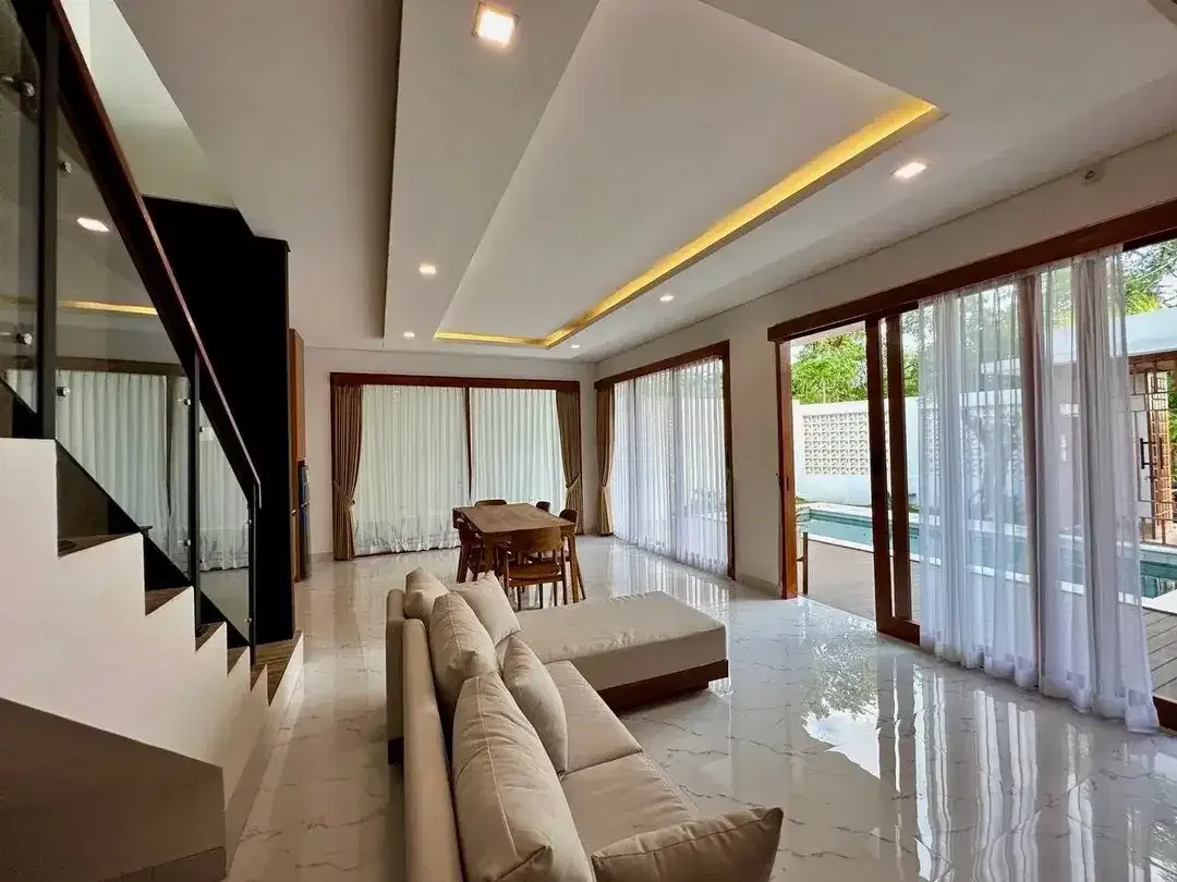 For Rent : Fully Furnished Villa with Private Pool in Taman Mumbul - Image 6 of 10
