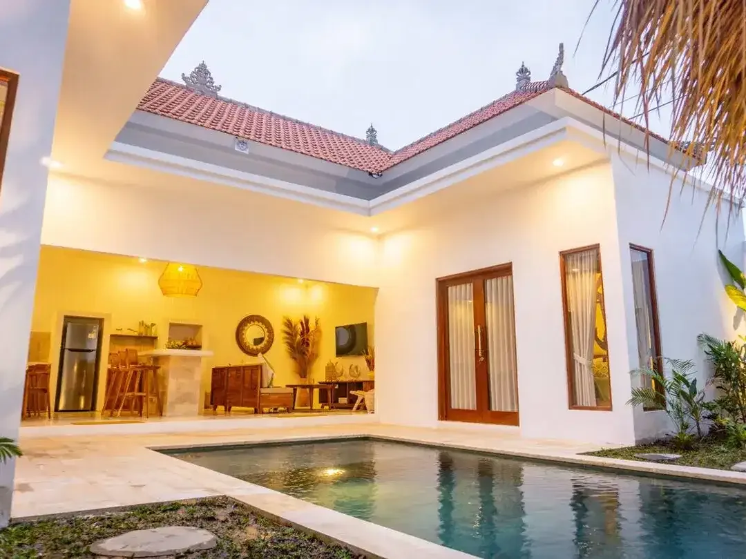 Leasehold - The Ultimate Ubud Estate: 2 Bedrooms Villa + Extra Development Land to Double Your Property Potential. - Image 6 of 10