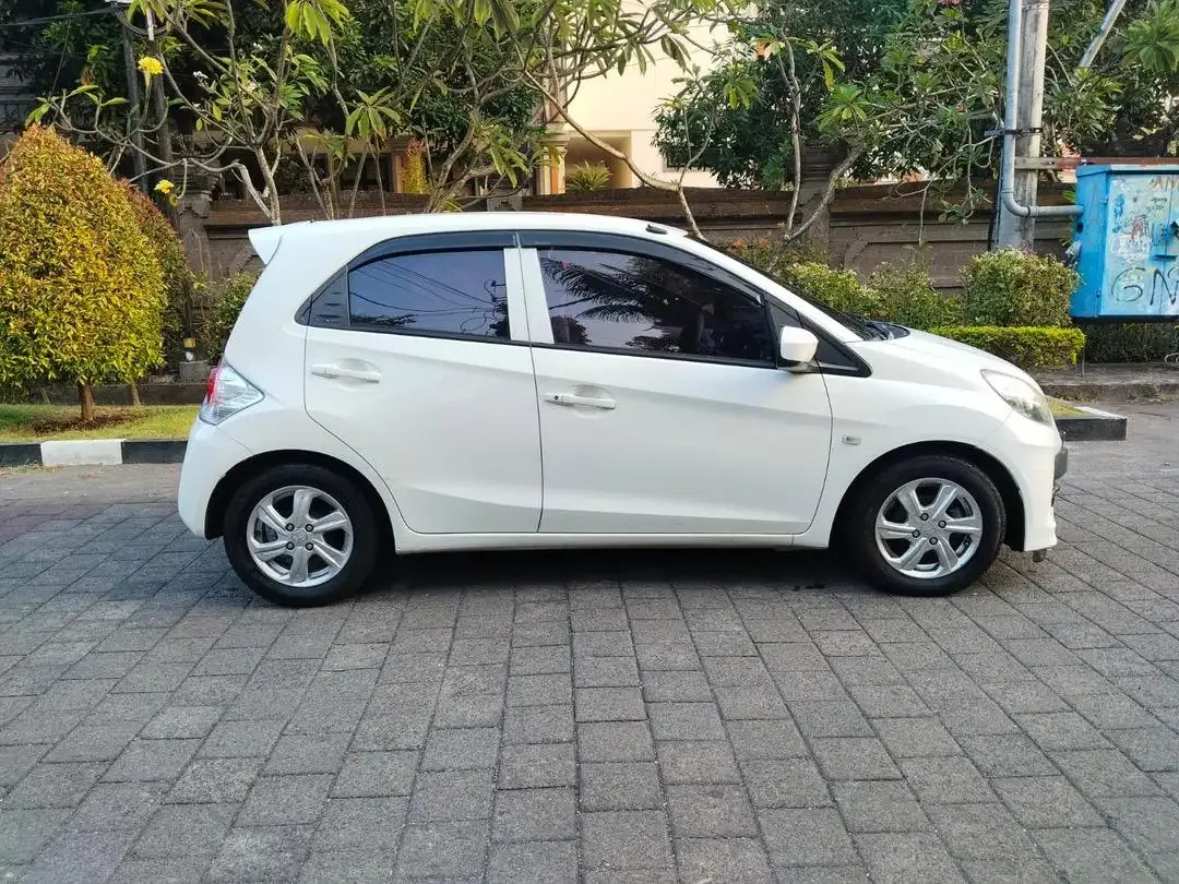 Brio E 1.2 Manual - DP 11 JT - Image 3 of 7