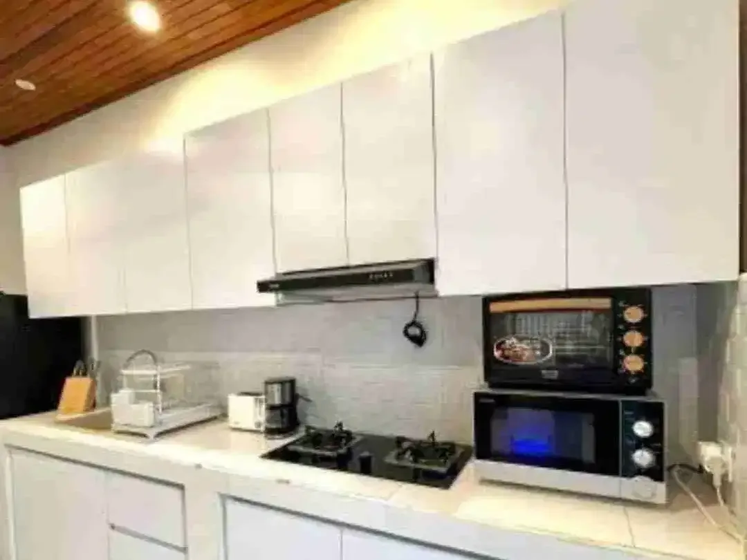 Villa jalan utama Pantai seseh fully furnished SHM ada NIB - Image 4 of 10