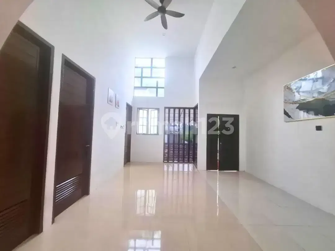 Dijual Rumah Modern Cocok untuk Investasi Jangka Panjang - Image 8 of 10