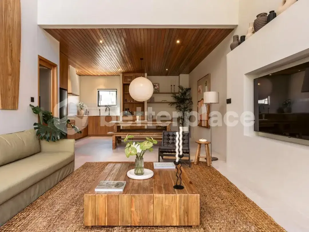 A Fully Licensed, Turnkey Retreat in the Heart of Seseh's, A Few Minutes to The Beach - Image 1 of 10