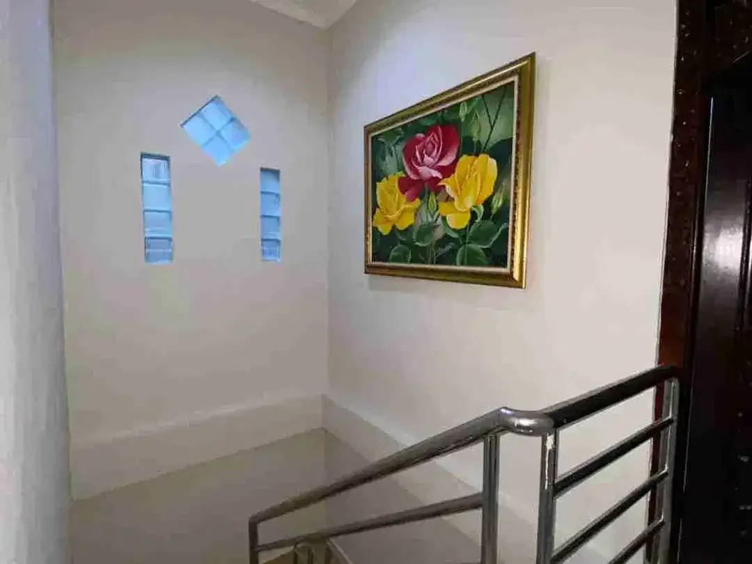 Jual Rumah 2lt Semi Furnished jl Tukad Irawadi Panjer denpasar area Strategis dekat dengan Fasilitas umum - Image 9 of 10