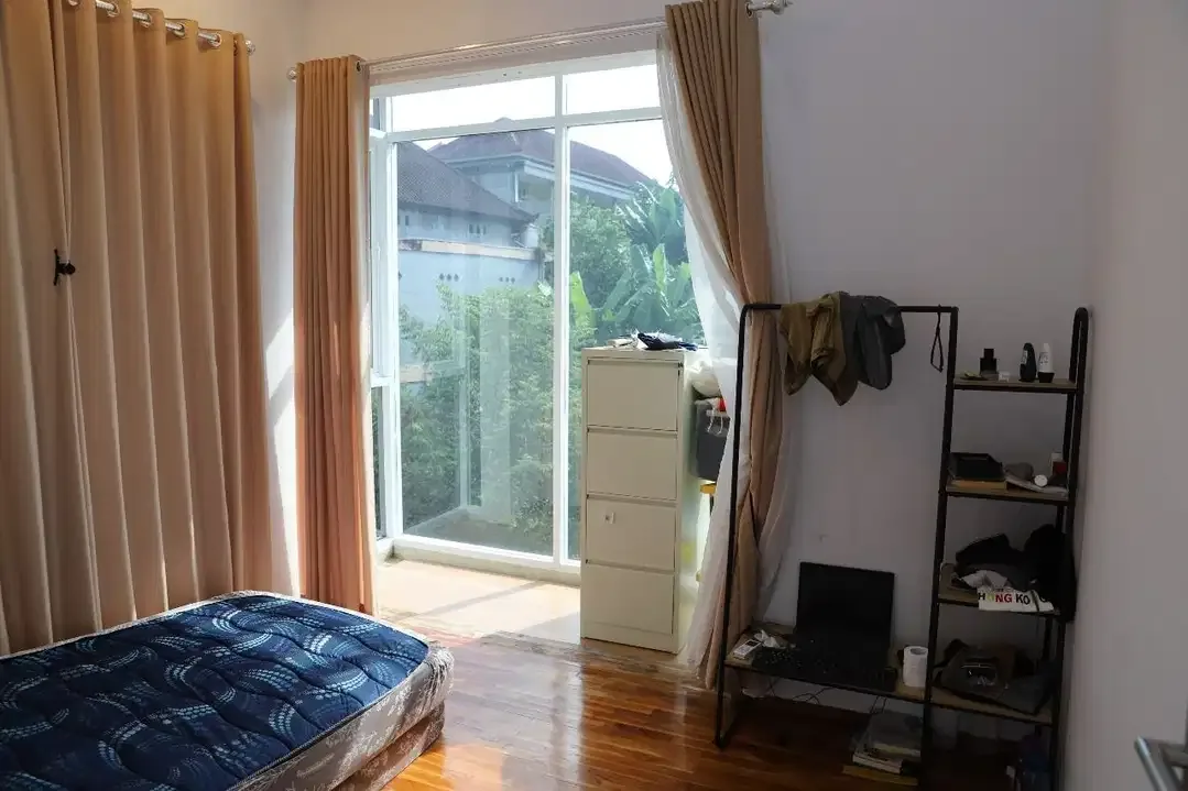 Dijual Villa Unik & Siap Huni di Dalung, Bali – 3 Kamar Tidur, Kolam R - Image 9 of 10