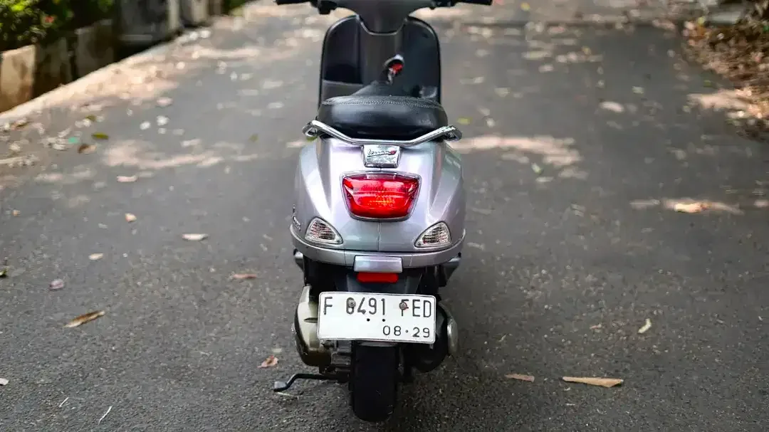 VESPA S 125 IGET 2019 ABU - TERMURAH - Image 7 of 8