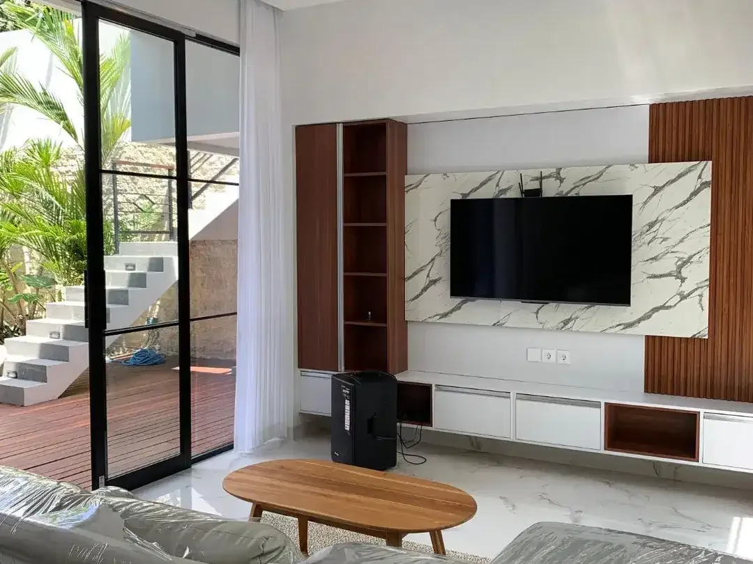 Fully Furnished 3-Br Villa For Rent In Strategic Padonan, Canggu - Image 10 of 10