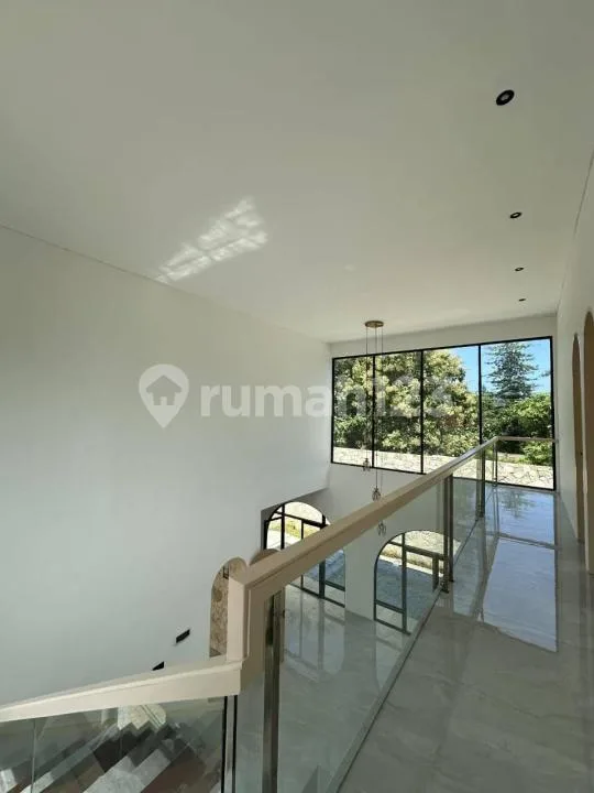 Villa Bangunan Baru 2 Unit Siap Huni Strategis Furnished Balangan - Image 2 of 4