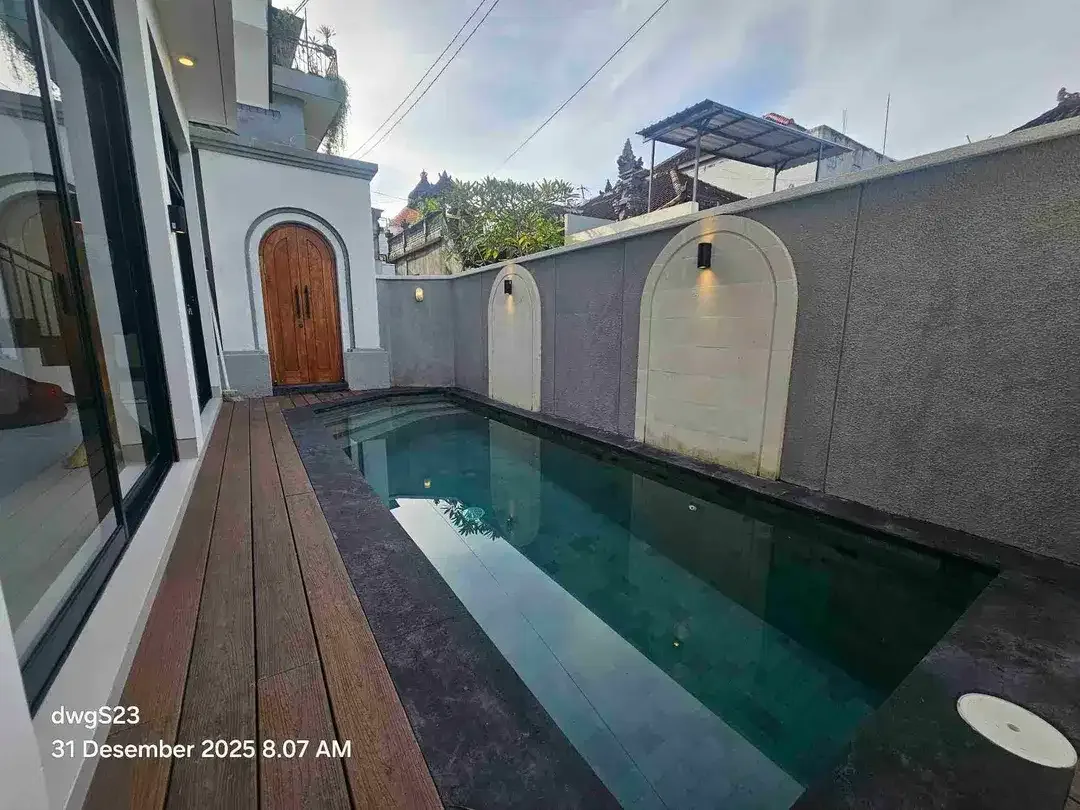 dijual villa baru lantai 2 tububeneng canggu - Image 1 of 10