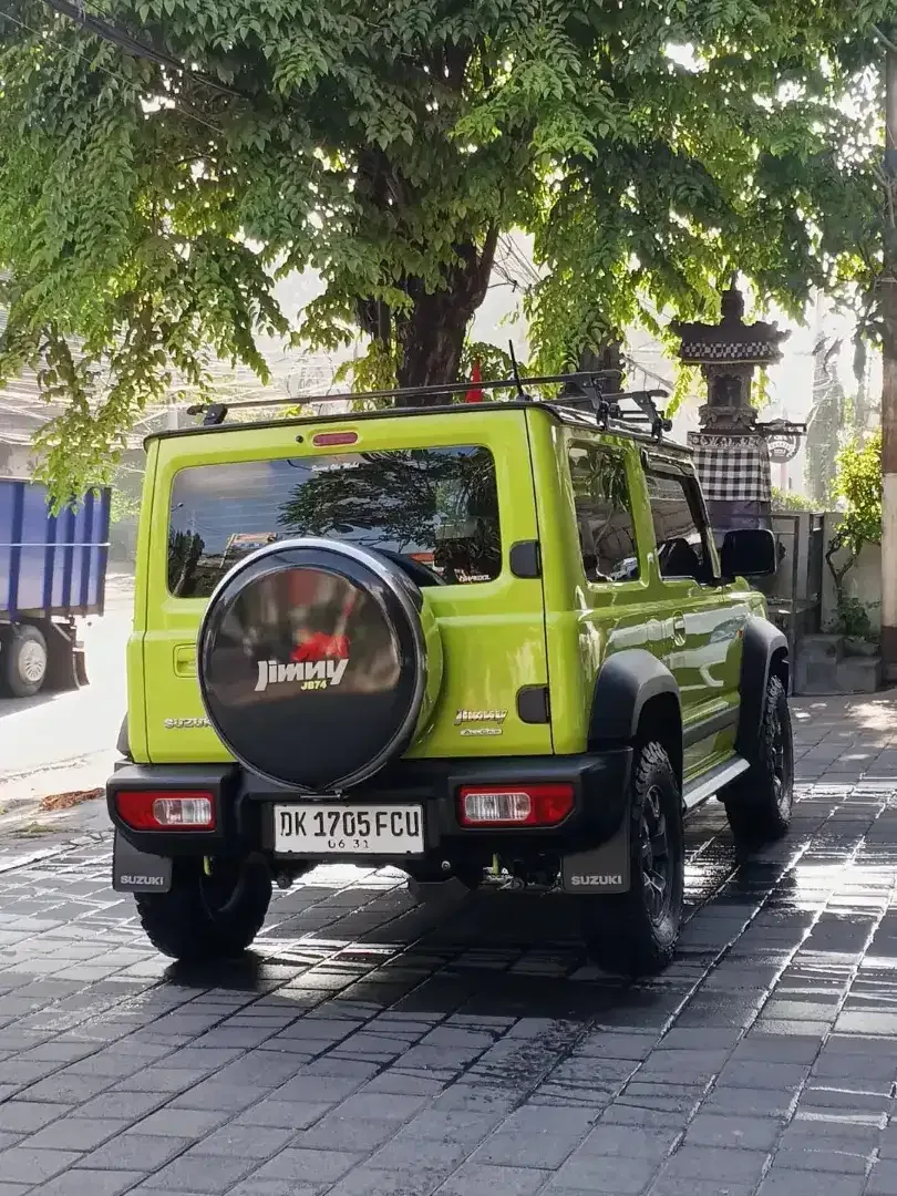 SUZUKI JIMNY 4X4 BENSIN 3 PINTU WARNA MENARIK - Image 3 of 10