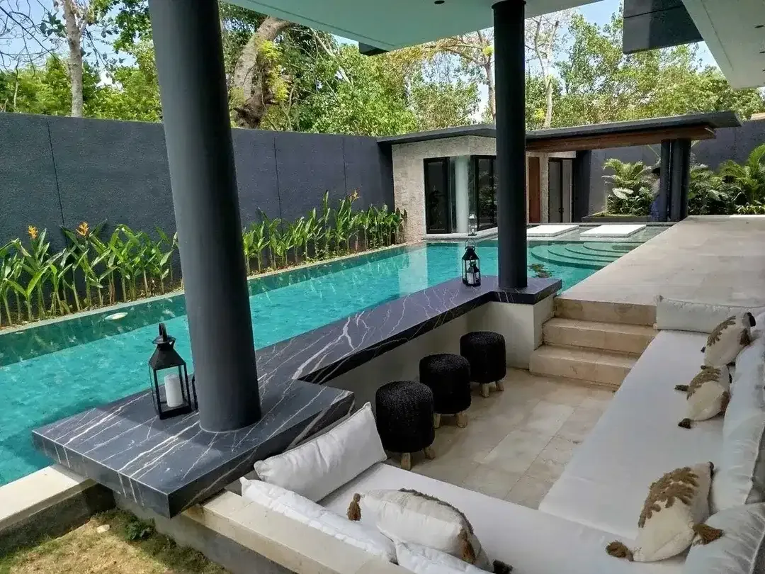 Walking to the echo beach - 25 yr lease villa with 5 stars facilities - Image 6 of 10