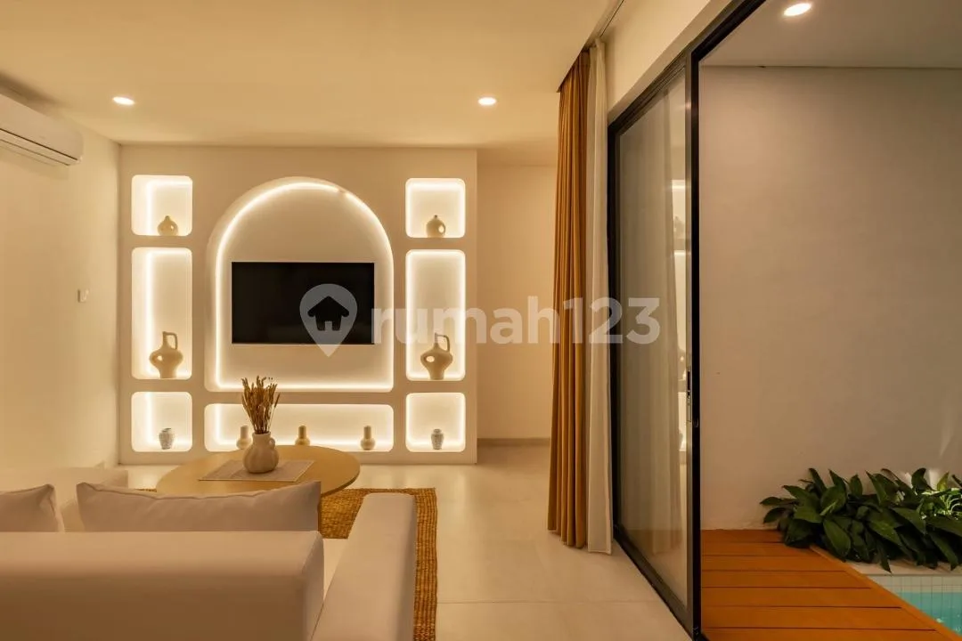 Villa In The Center Of Kerobokan Seminyak Area Close To Many Entertainment Hubs - Image 3 of 4