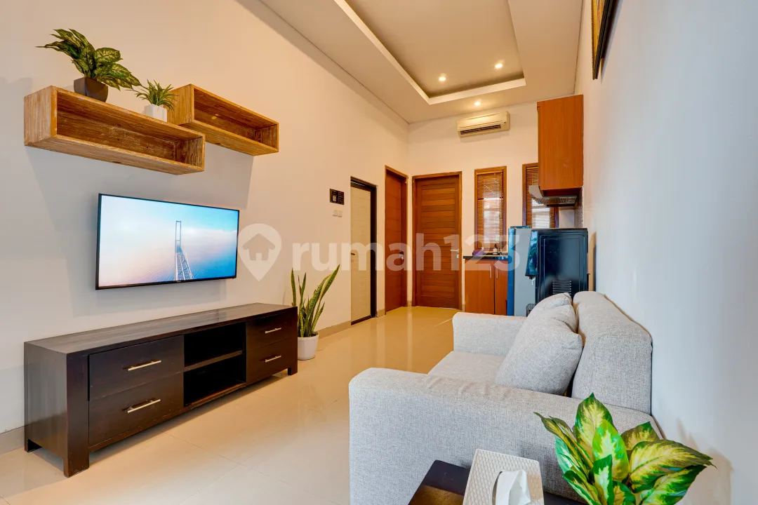 Villa Tropis Minimalis Bale Village Dekat Plataran Canggu - Image 4 of 4