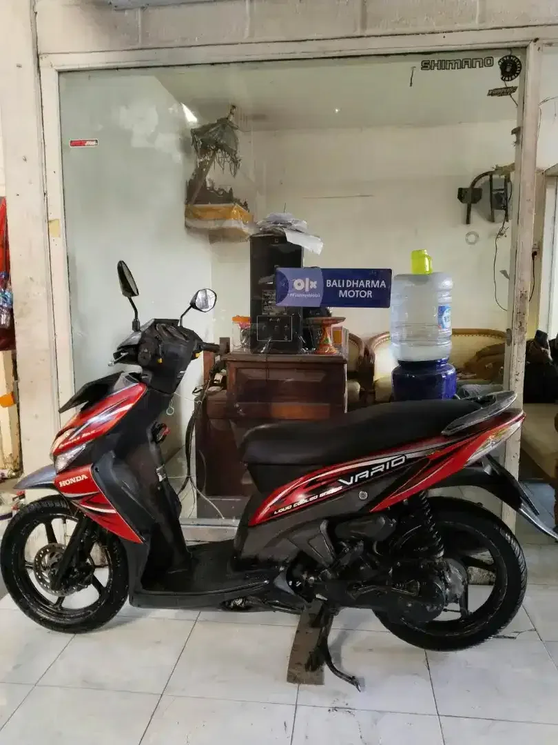 HONDA VARIO CW TAHUN 2011 PAJAK HIDUP SURAT LENGKAP BALI DHARMA MOTOR - Image 2 of 7