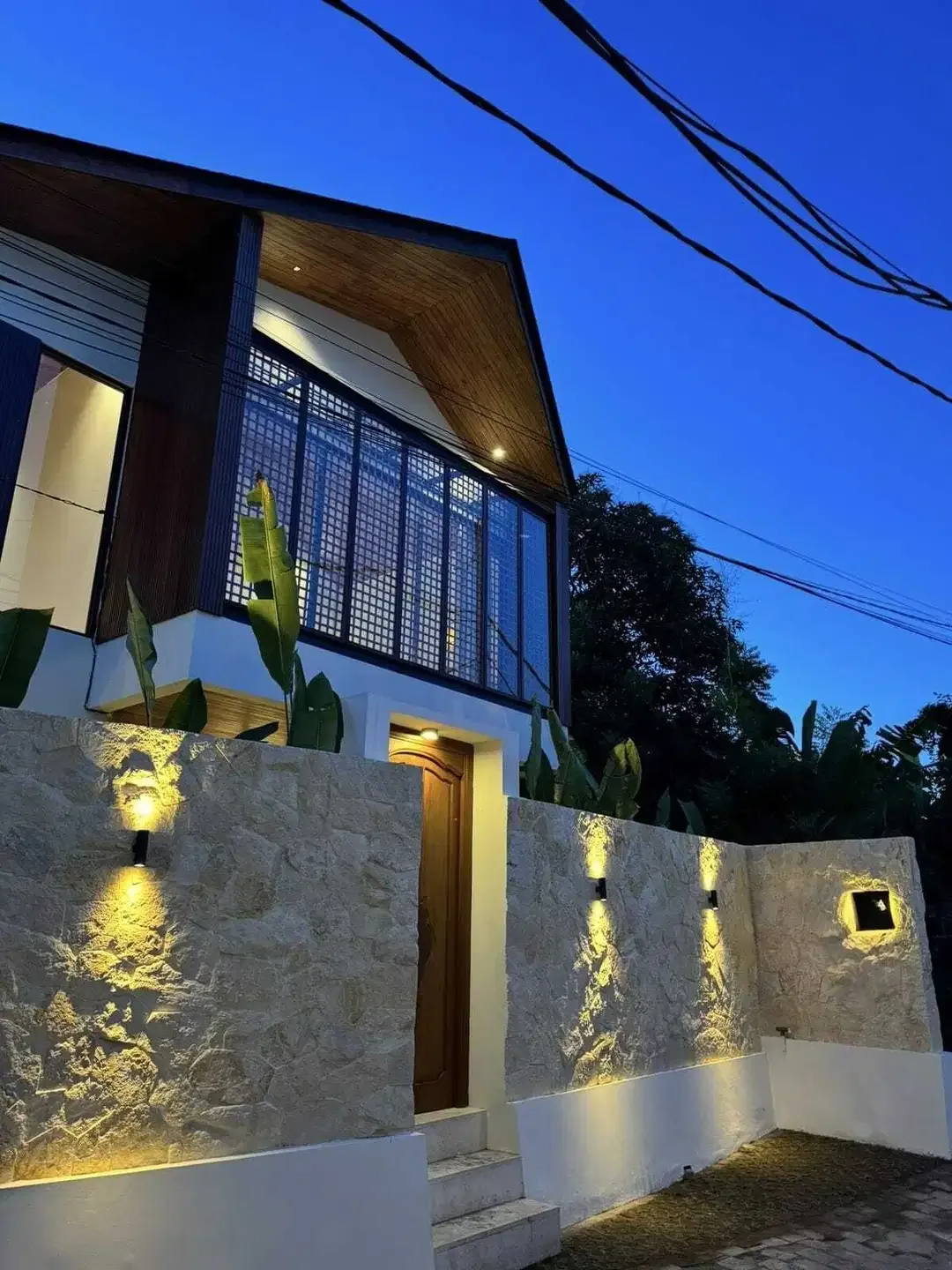 villa lease hold di pererenan canggu,lokasi strategis, dkt pantai - Image 1 of 10