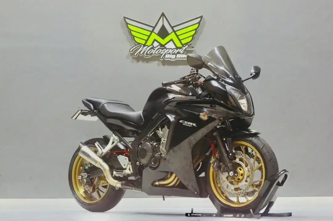 Honda CBR 650F ABS, CBR500, Ducati EVO, R6 - Image 1 of 4