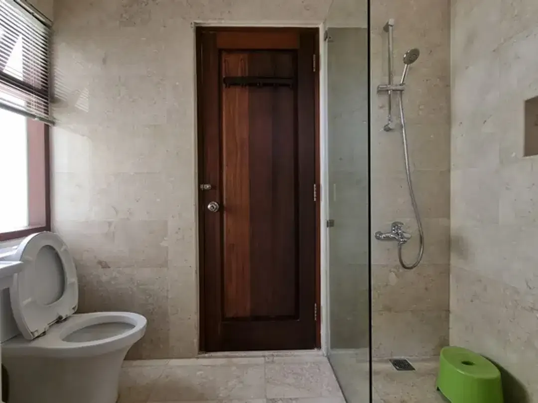 One-Storey House for Sale in a Secure One-Gate Nusa Dua - Image 5 of 10